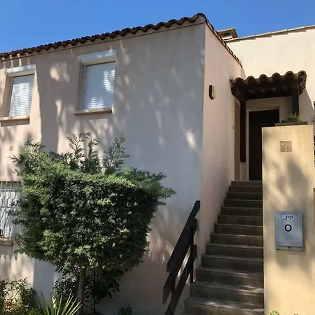 Apart T3, 3tvs, Wifi, Clim, Pool, Tennis, Pingpong *